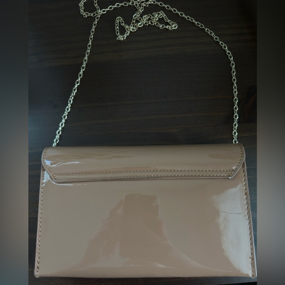 Steve Madden patent tan clutch crossbody - Picture 2 of 9